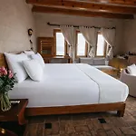 Millstone Cave Hotel 3*