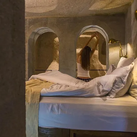 Otel Millstone Cave