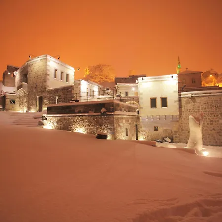 Millstone Cave 3* Uchisar