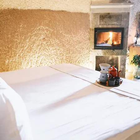 Millstone Cave Hotel