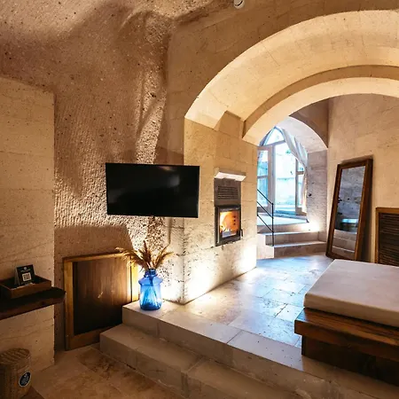 Hotel Millstone Cave