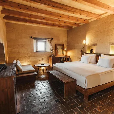 Millstone Cave Otel 3*
