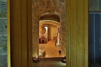 Millstone Cave Uçhisar