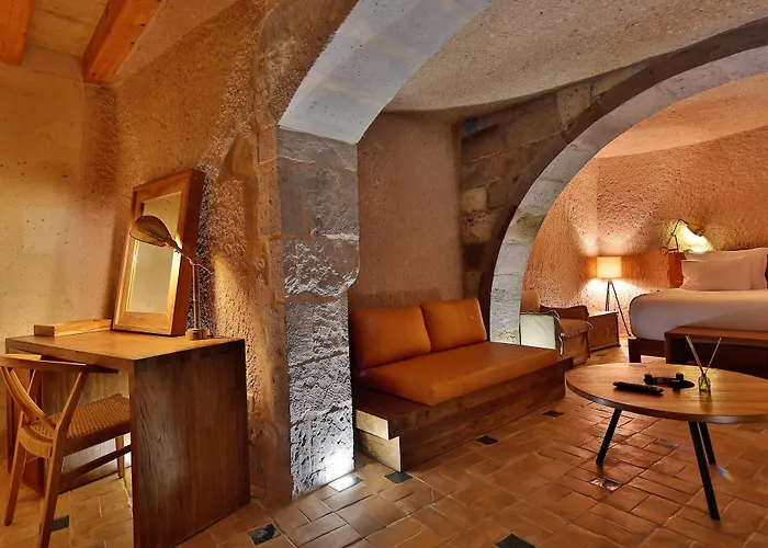 Millstone Cave Uchisar