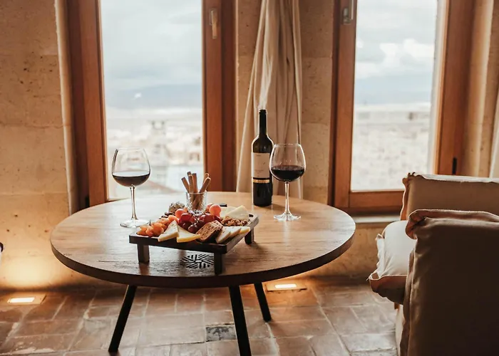 Millstone Cave Üçhisar